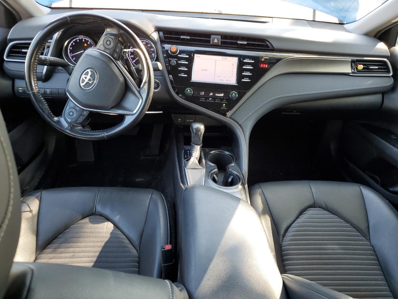 2019 TOYOTA CAMRY