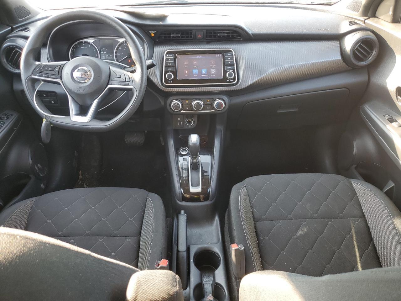 2020 NISSAN KICKS