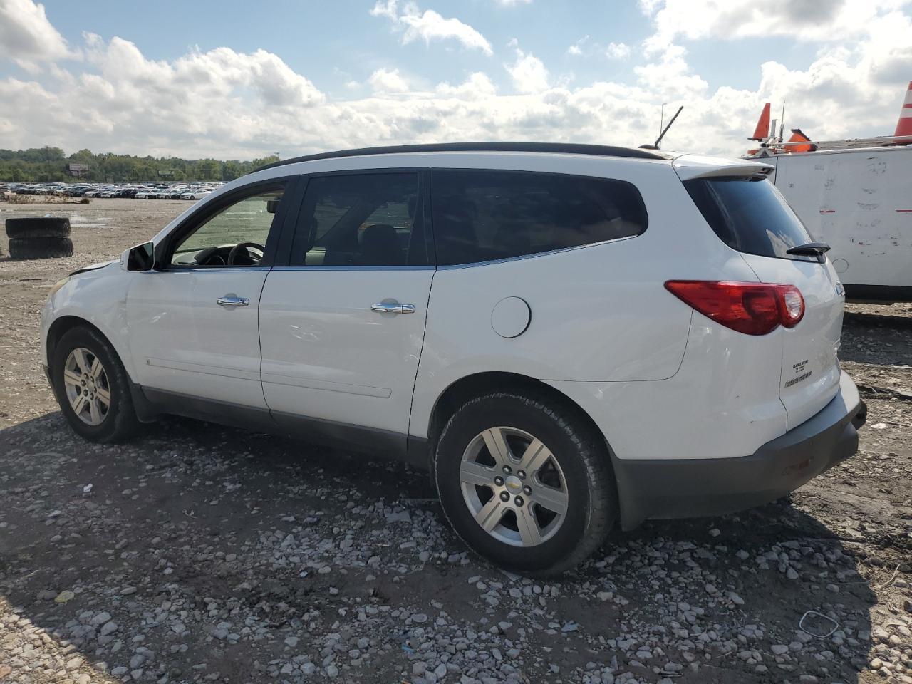 2010 CHEVROLET TRAVERSE