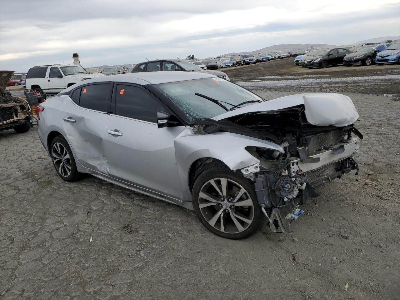 2018 NISSAN Maxima