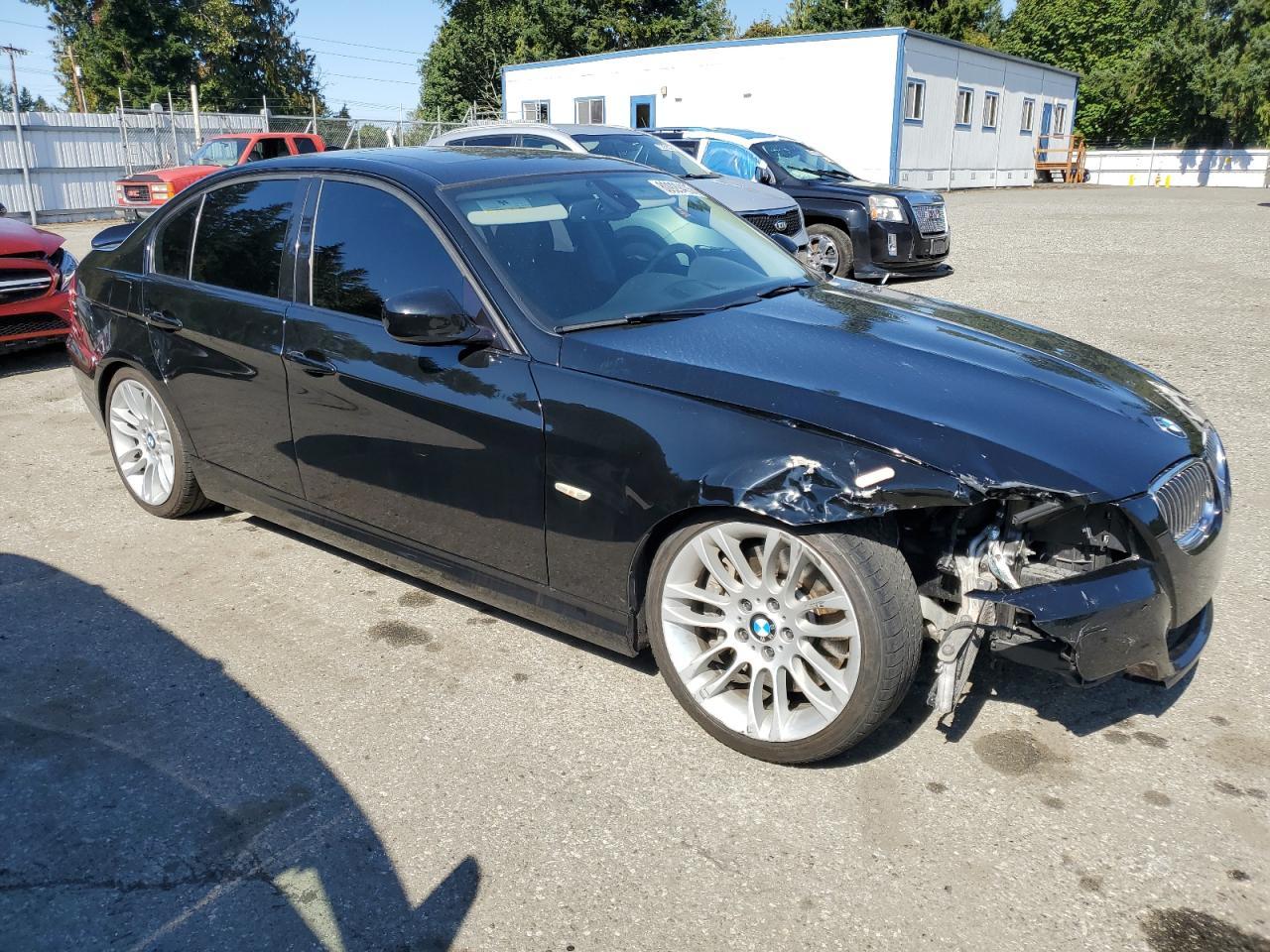 2011 BMW 3 SERIES