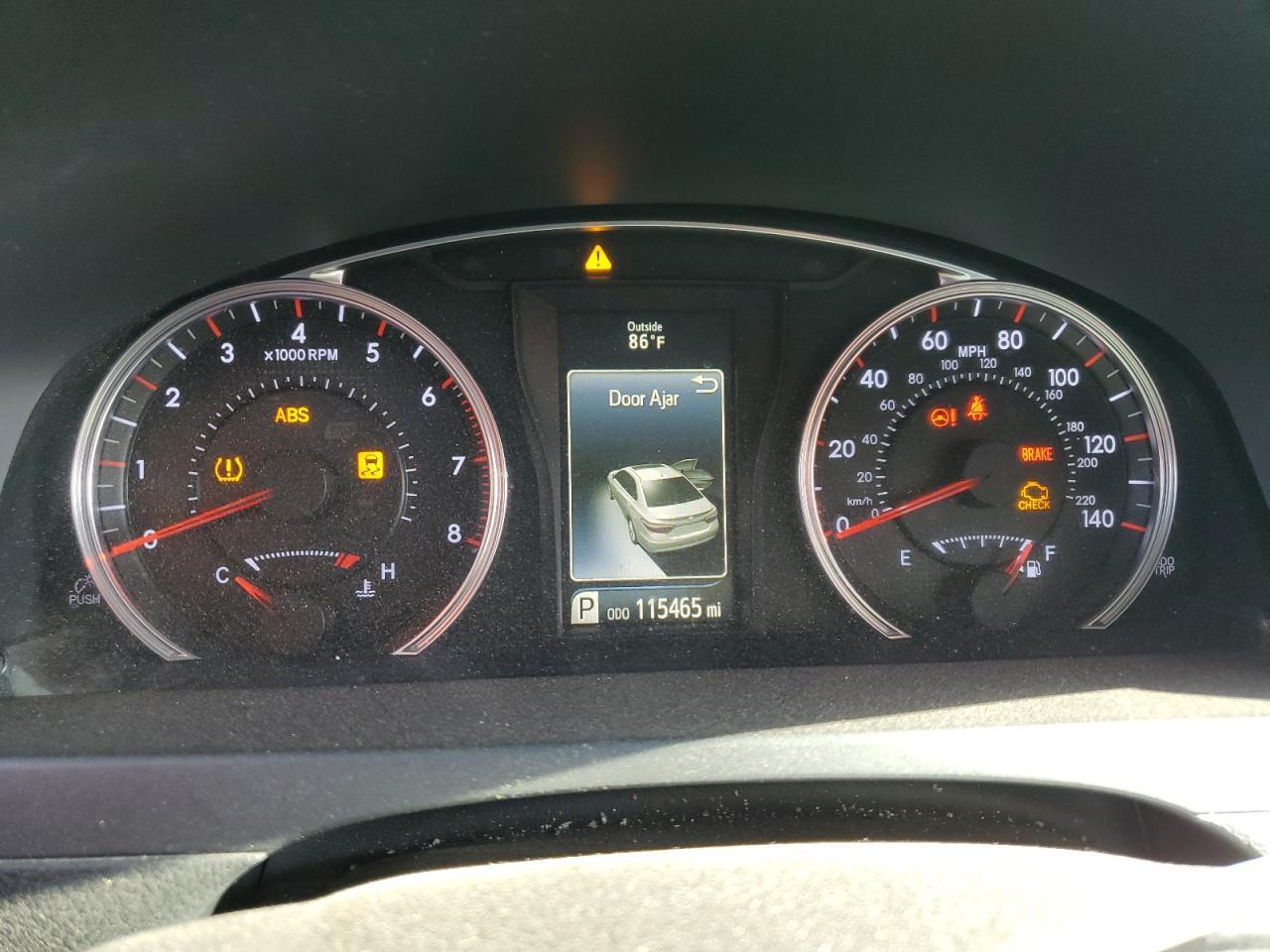 2015 TOYOTA CAMRY