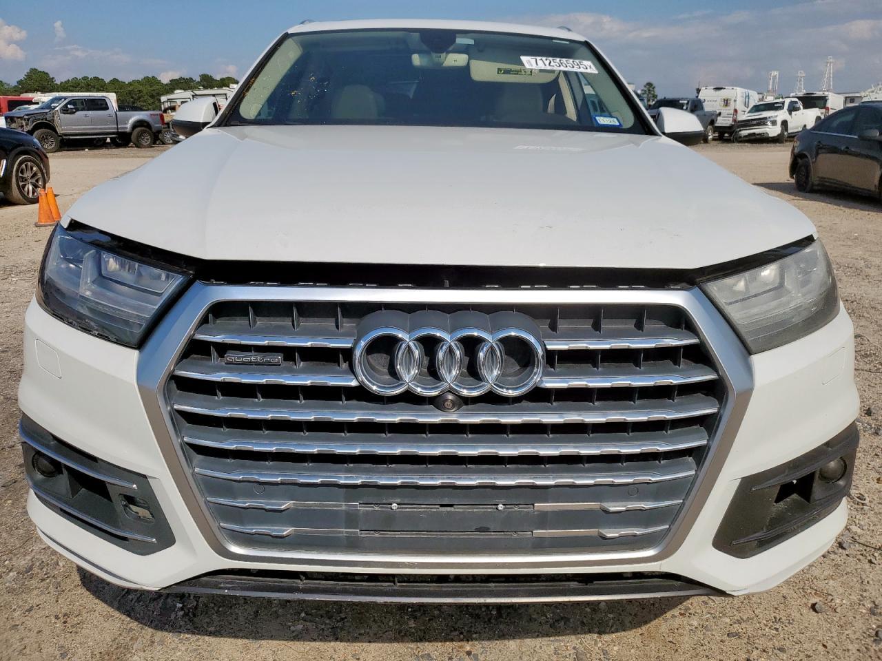 2017 AUDI Q7