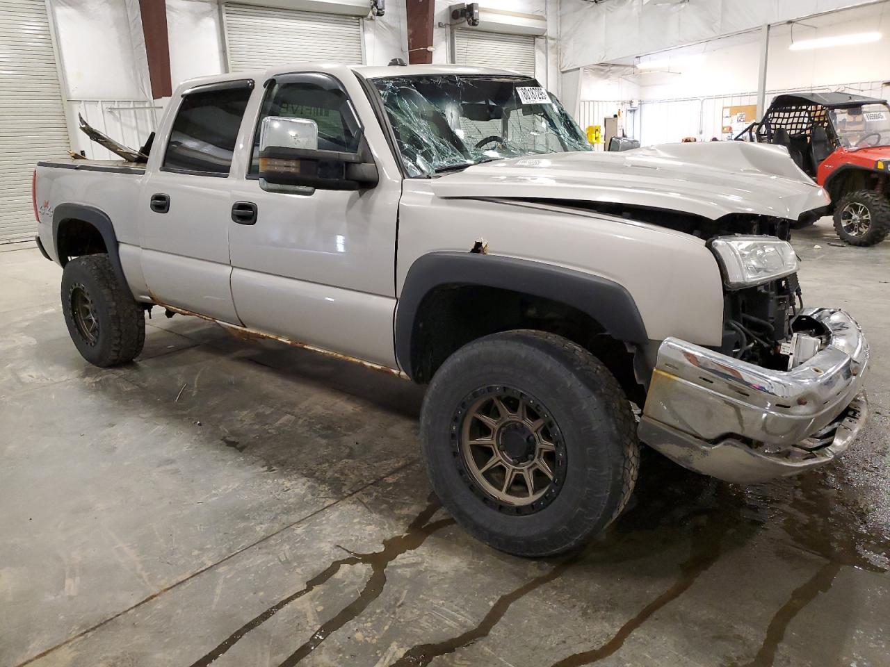 2004 CHEVROLET Silverado