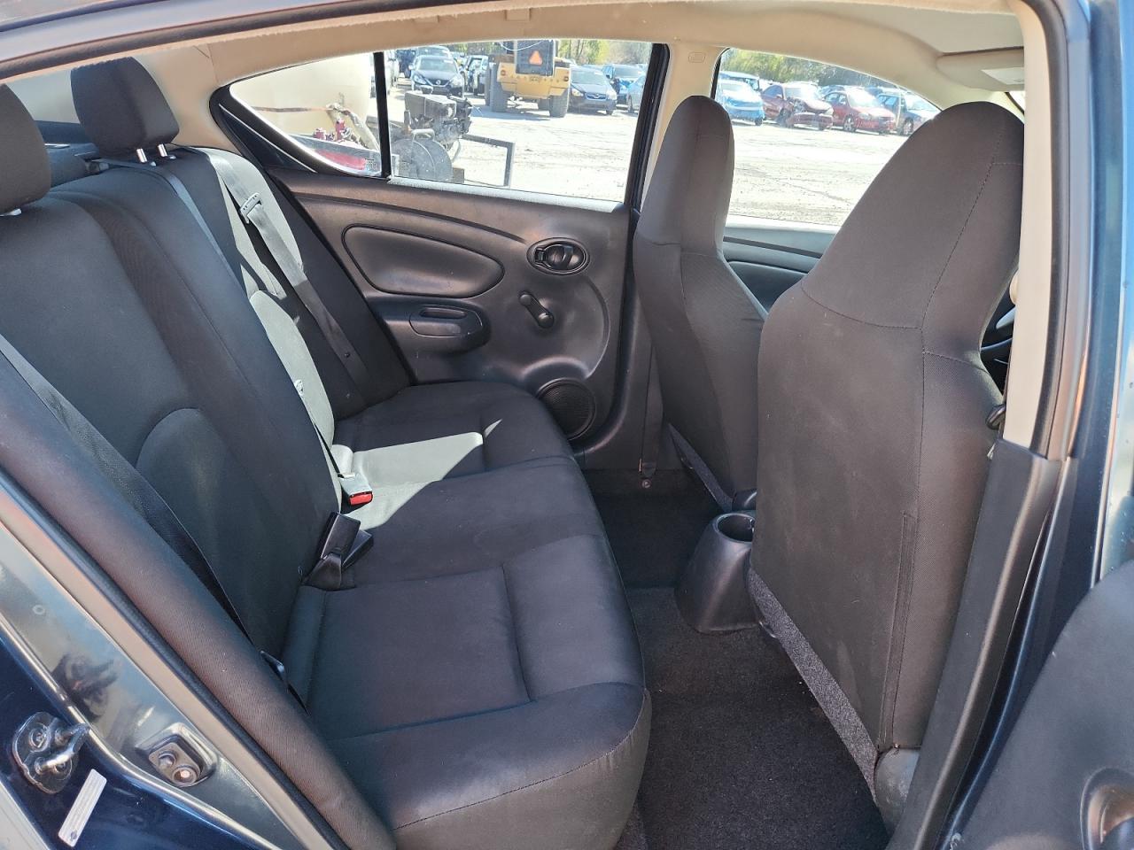 2017 NISSAN VERSA