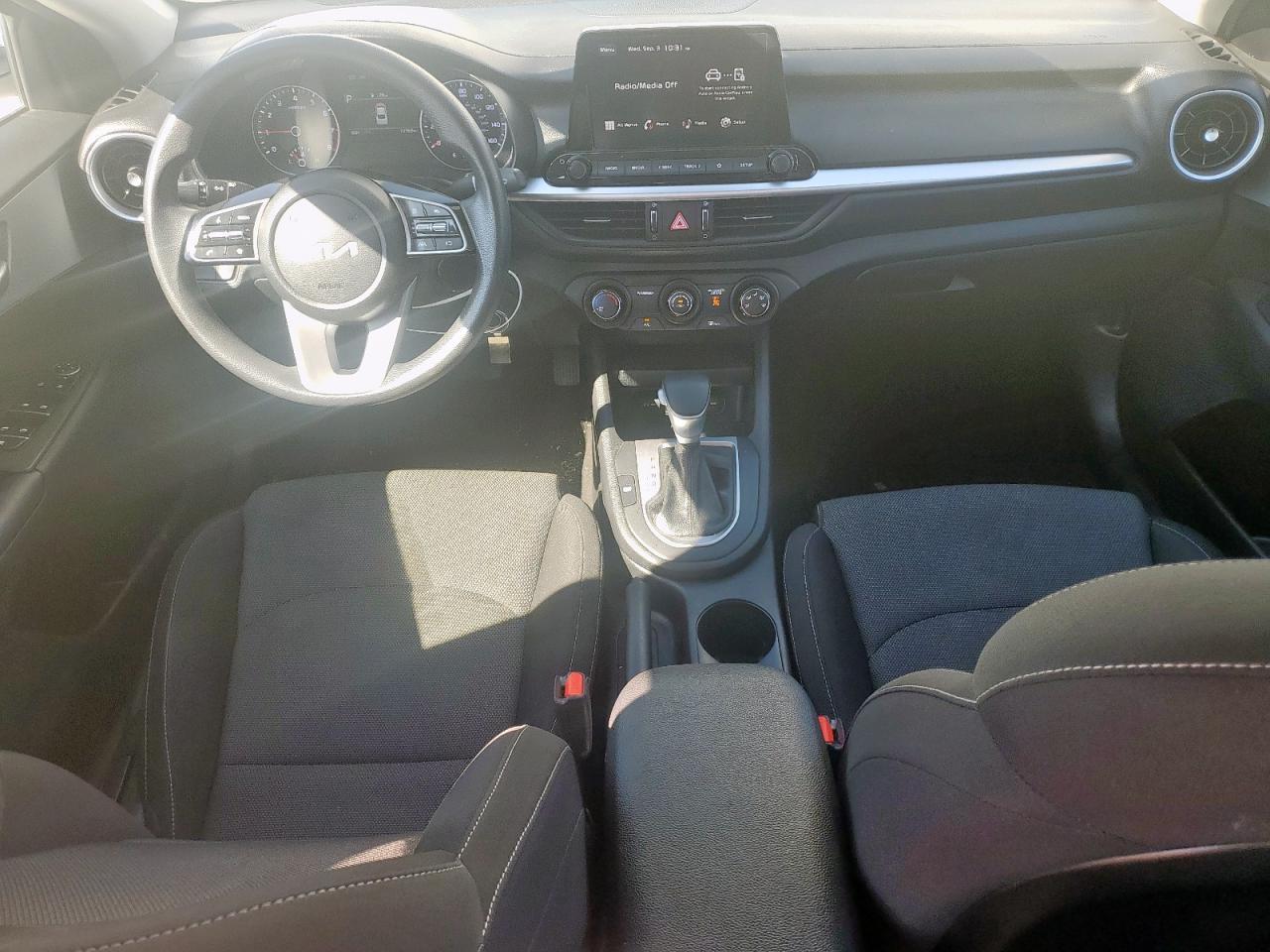 2023 KIA FORTE