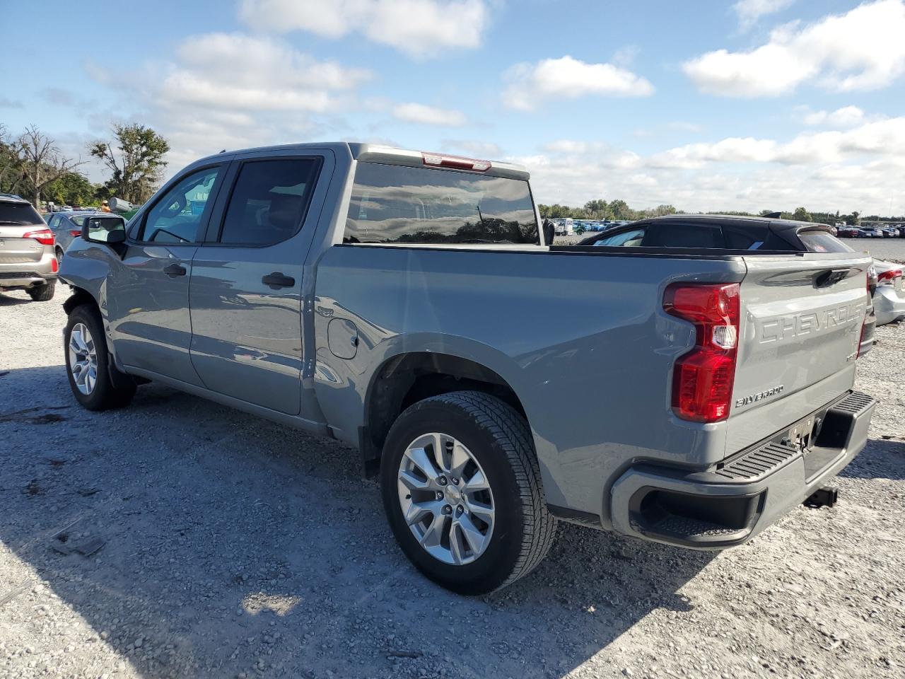 2024 CHEVROLET Silverado