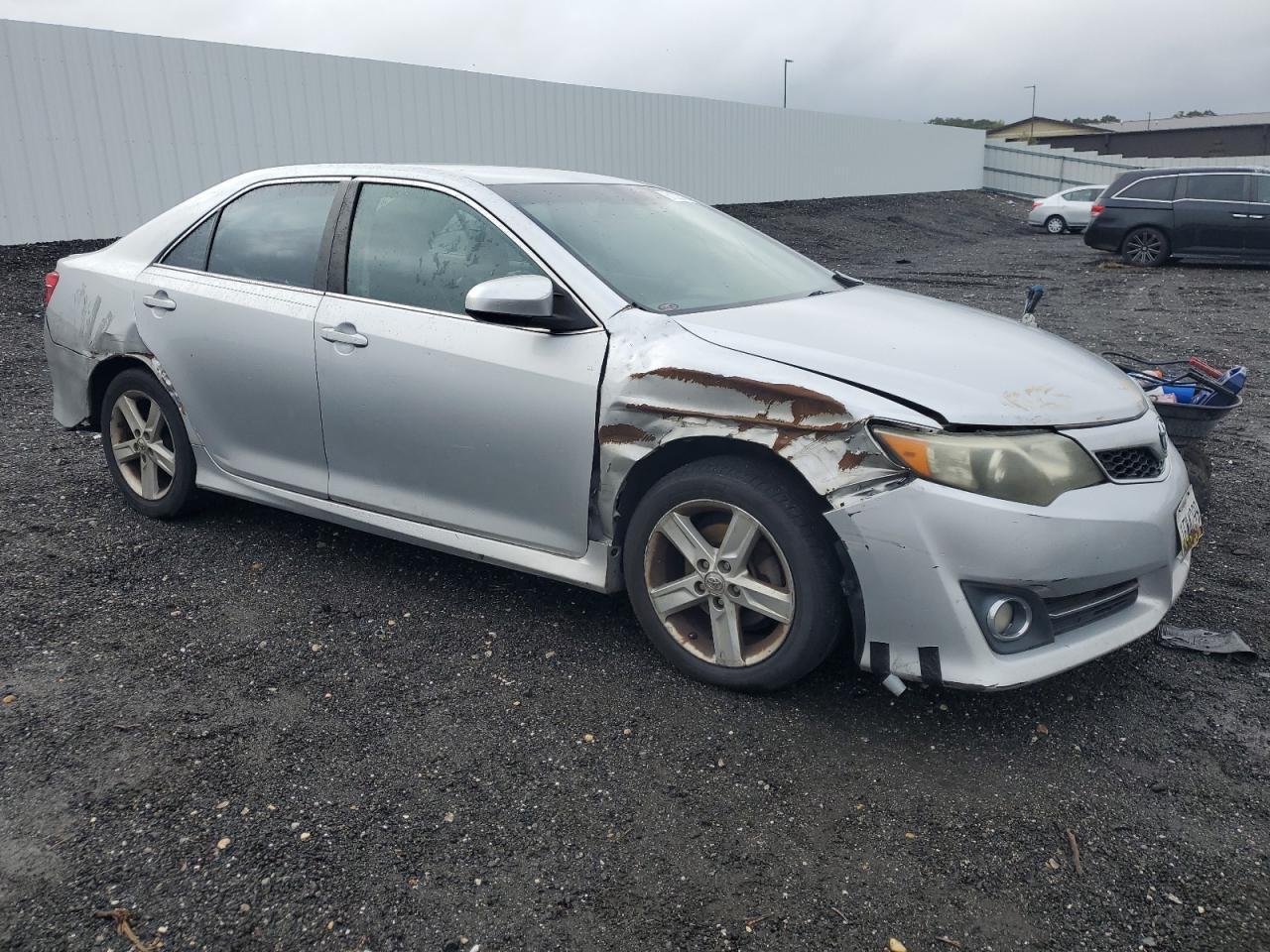 2012 TOYOTA CAMRY