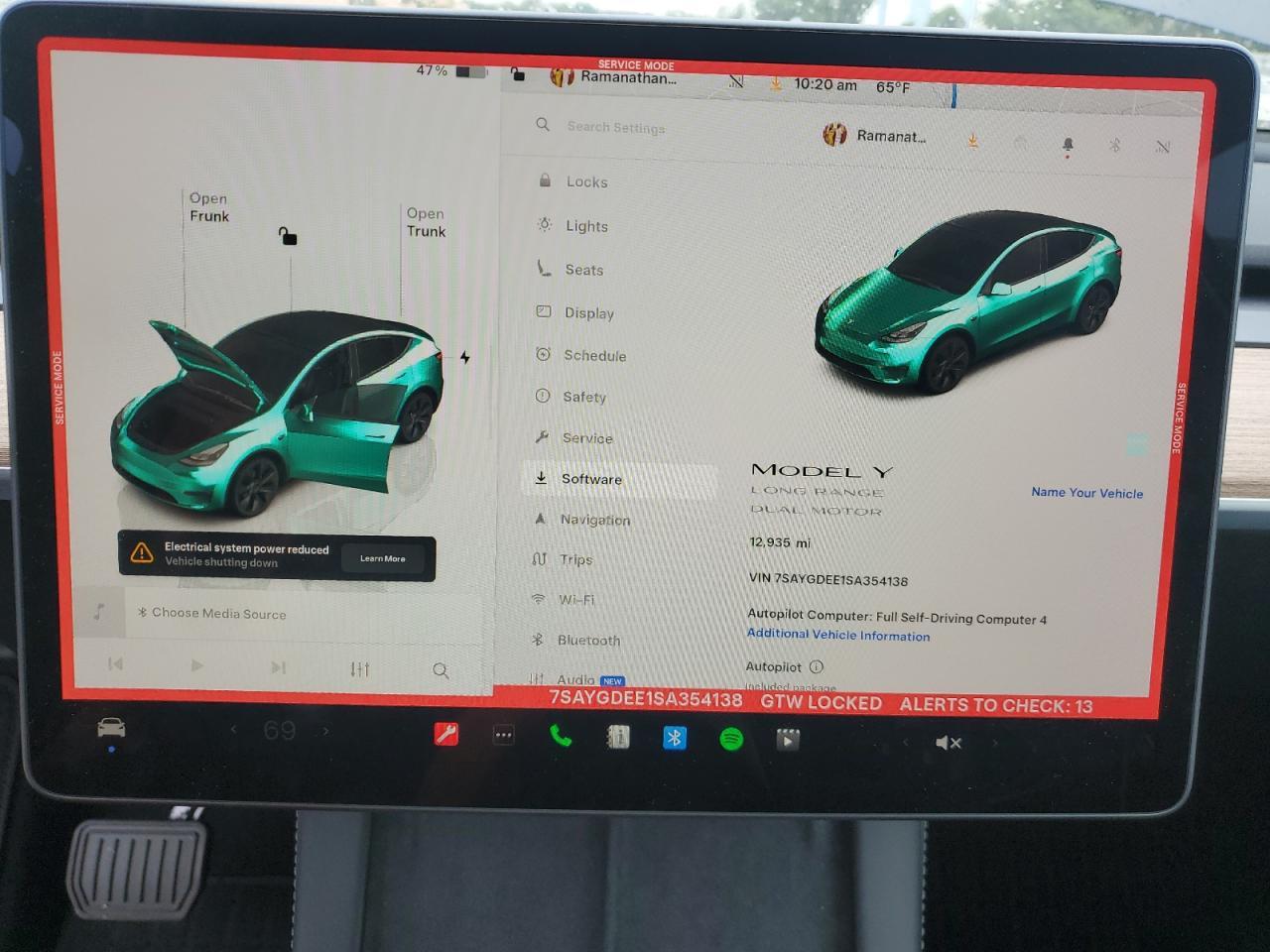 2025 TESLA MODEL Y