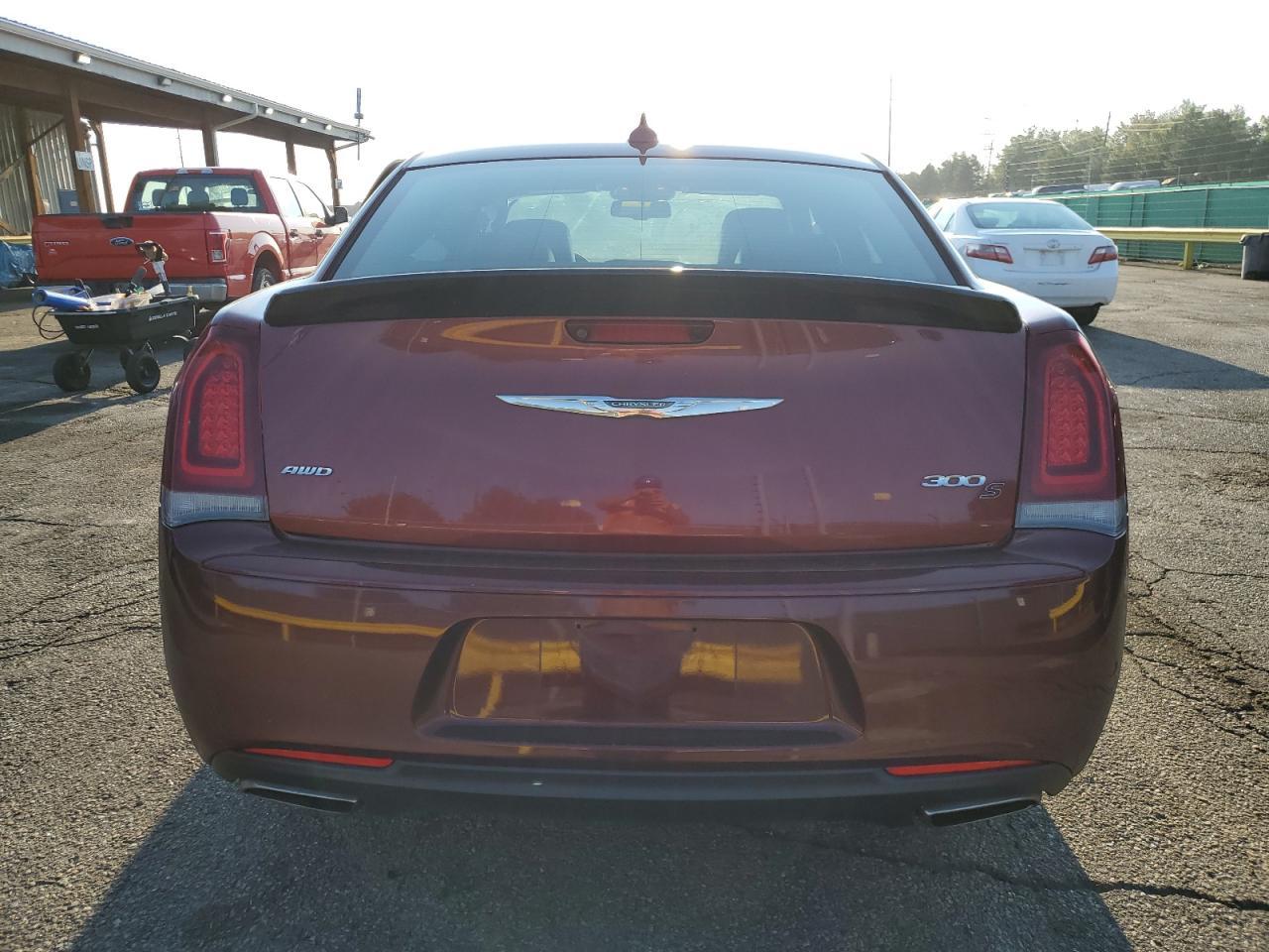 2019 CHRYSLER 300