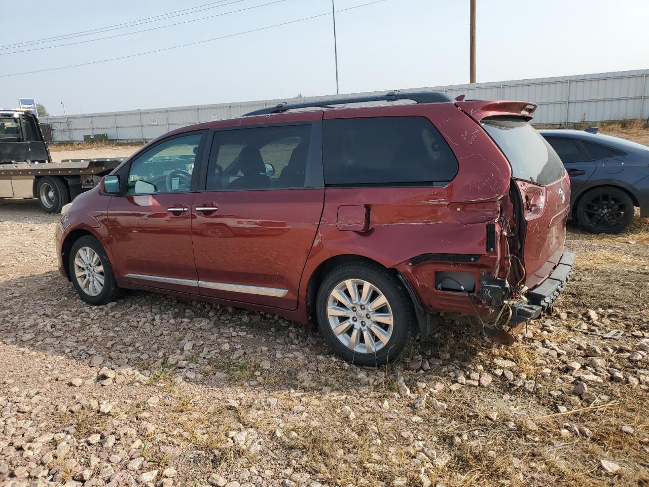 2013 TOYOTA SIENNA