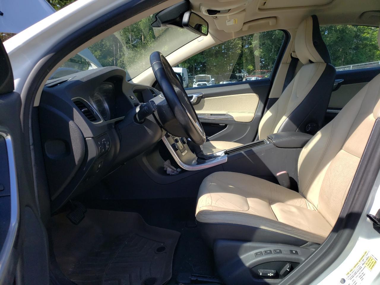 2013 VOLVO S60