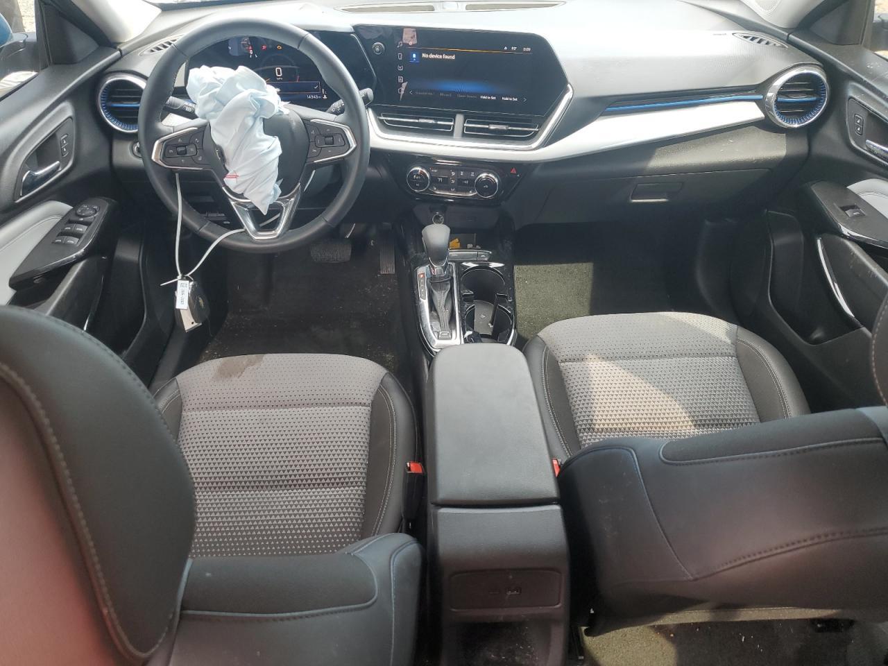 2025 CHEVROLET TRAX