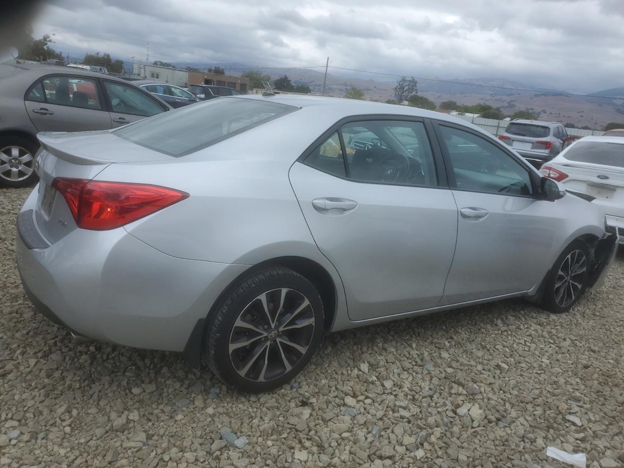 2017 TOYOTA COROLLA
