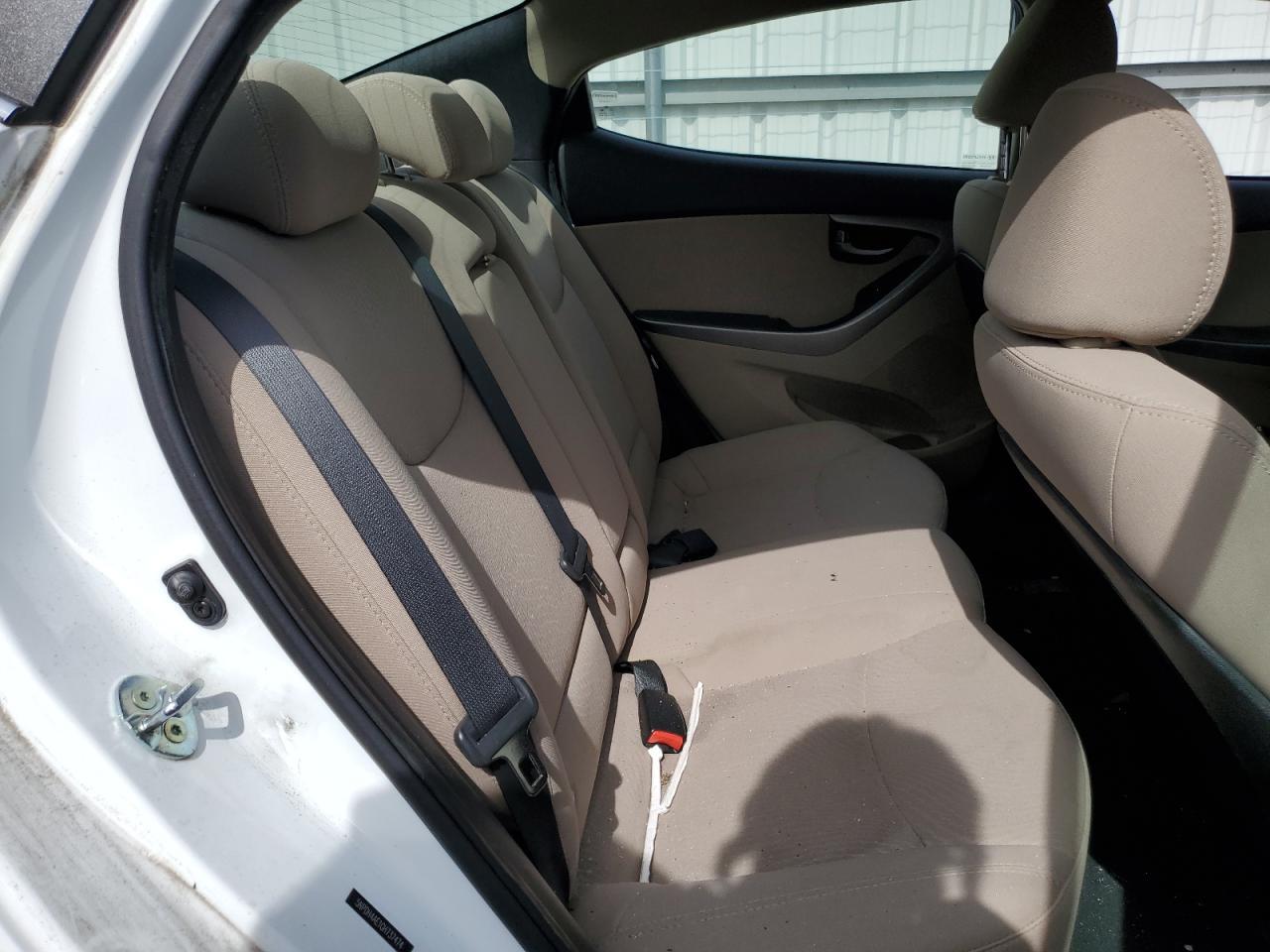 2016 HYUNDAI ELANTRA