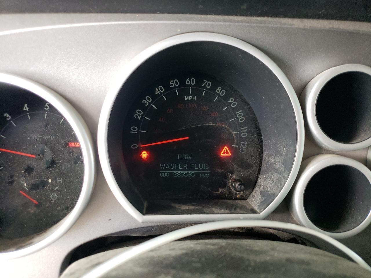 2011 TOYOTA TUNDRA