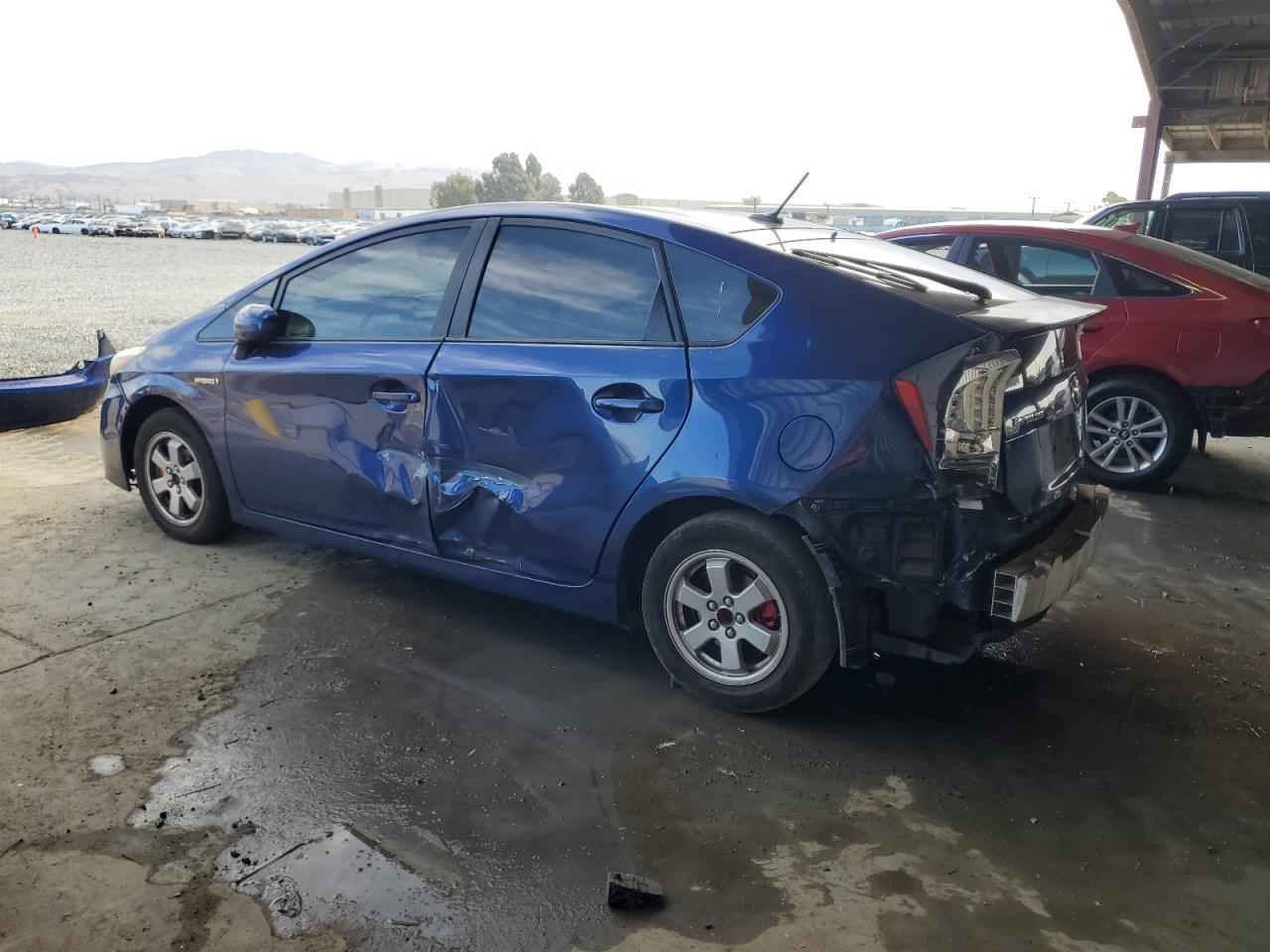 2011 TOYOTA PRIUS