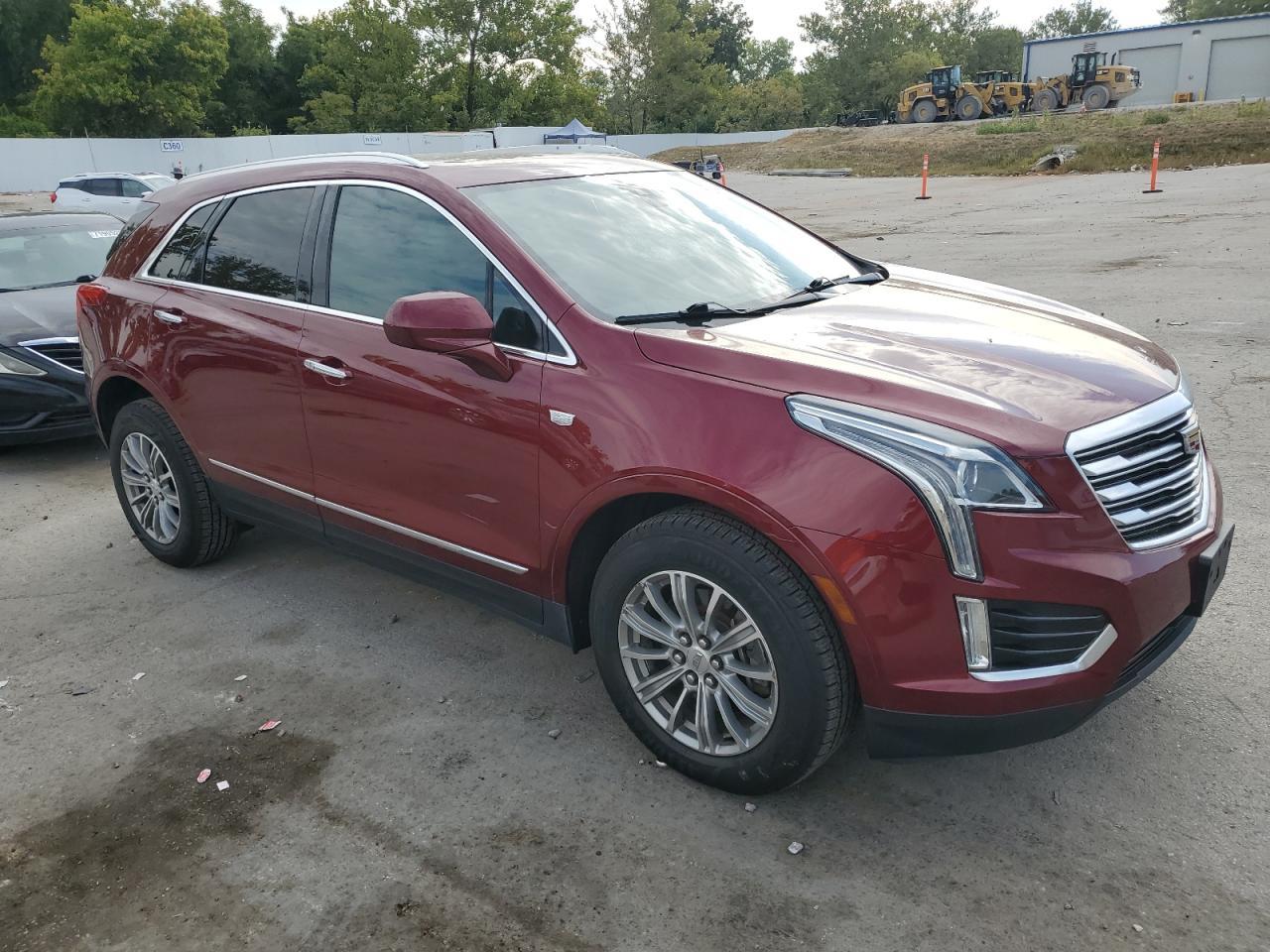 2017 CADILLAC XT5
