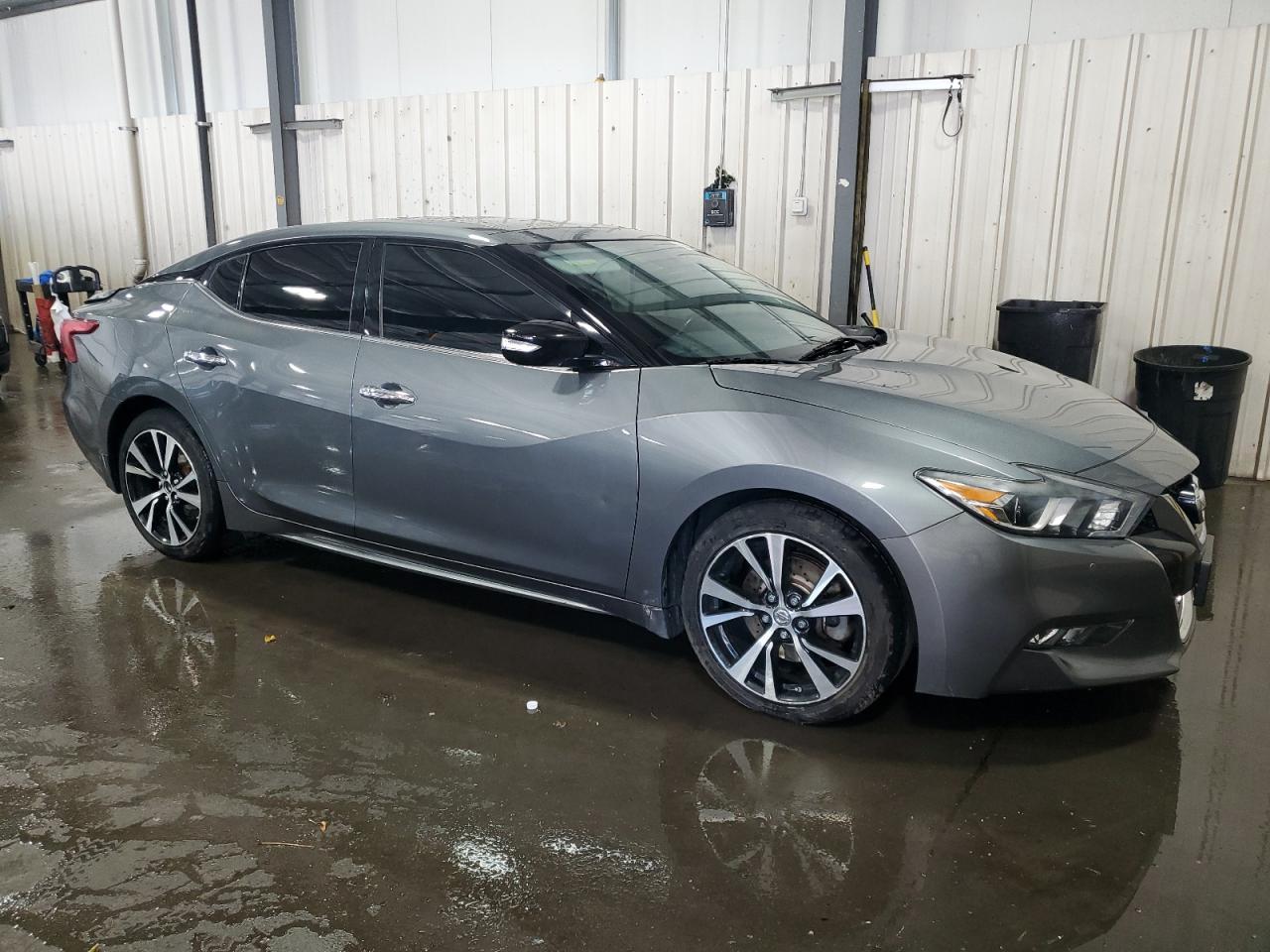 2018 NISSAN Maxima