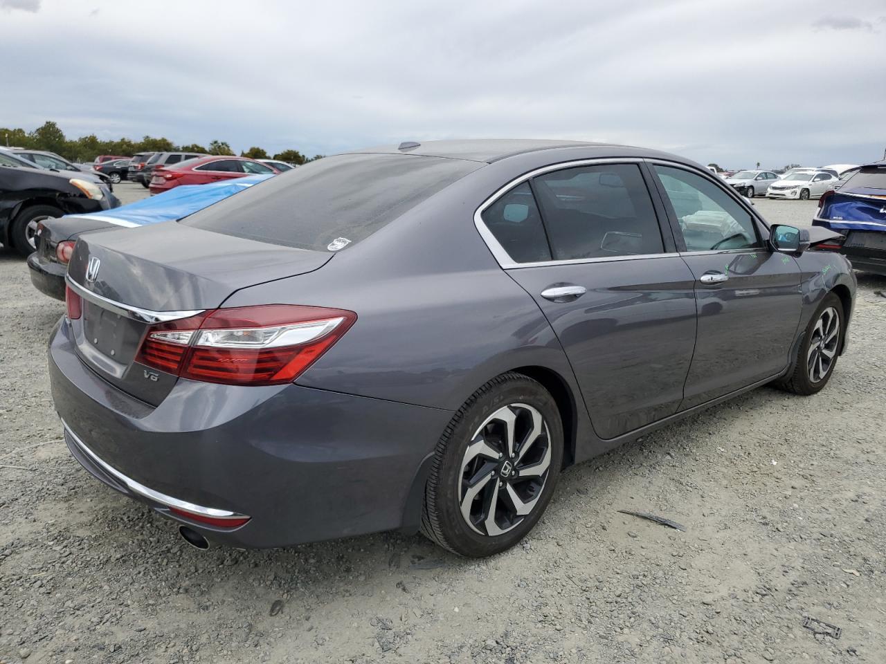 2017 HONDA ACCORD
