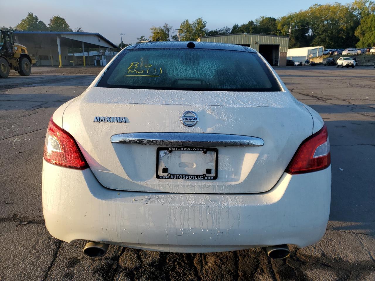 2011 NISSAN Maxima