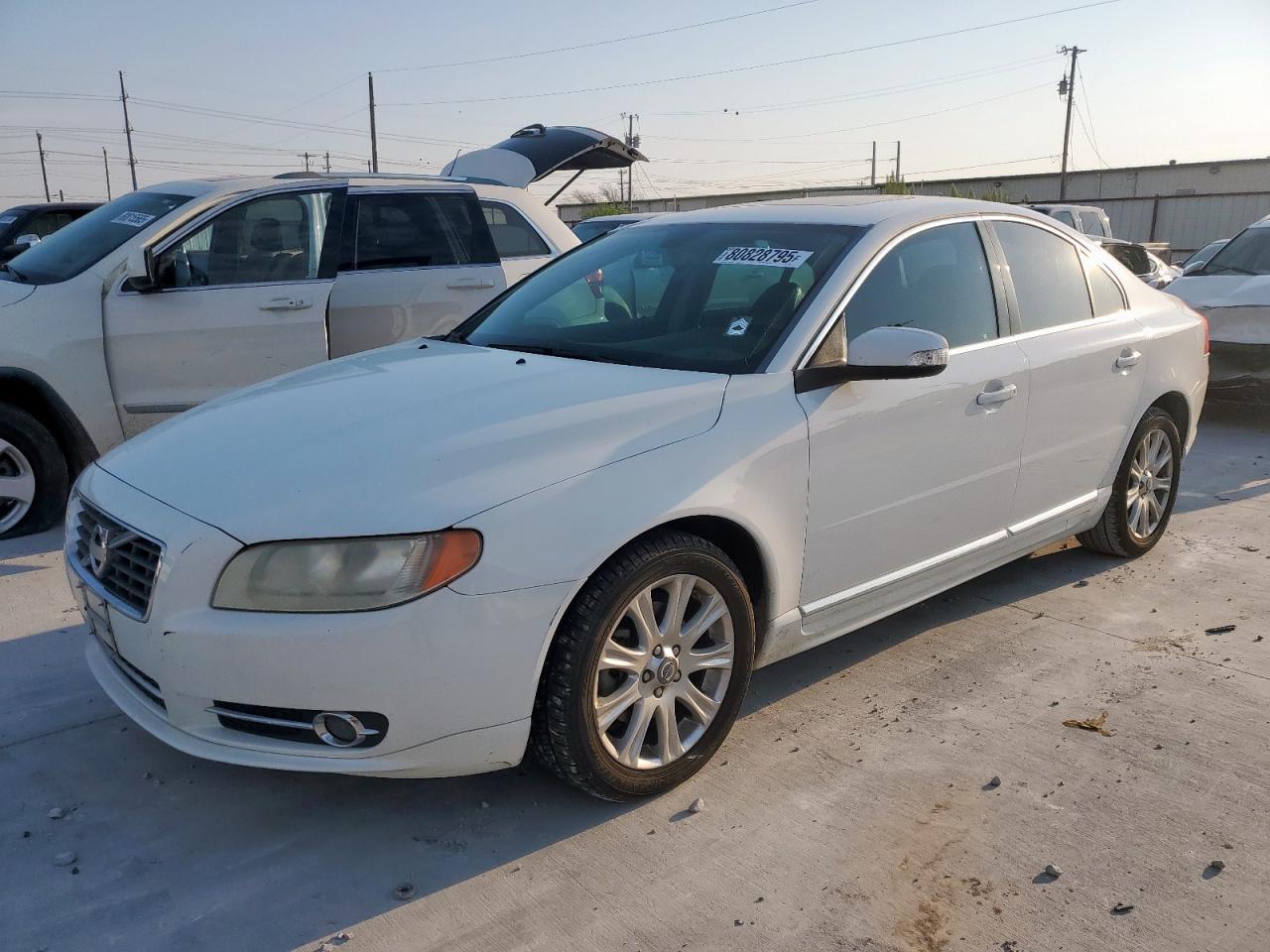 2010 VOLVO S80