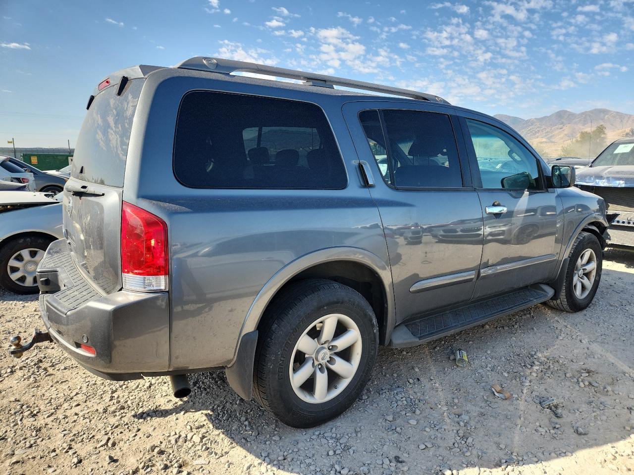 2015 NISSAN Armada