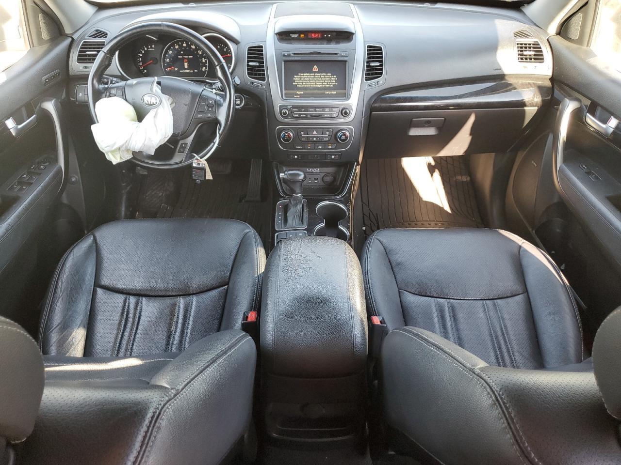 2014 KIA SORENTO