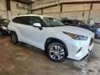 2022 TOYOTA HIGHLANDER