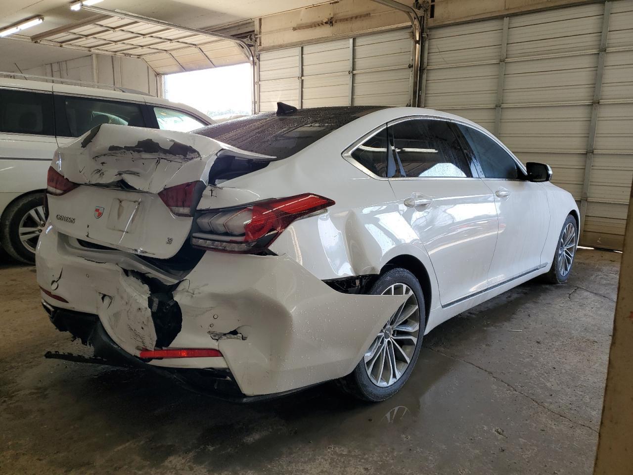 2016 HYUNDAI GENESIS