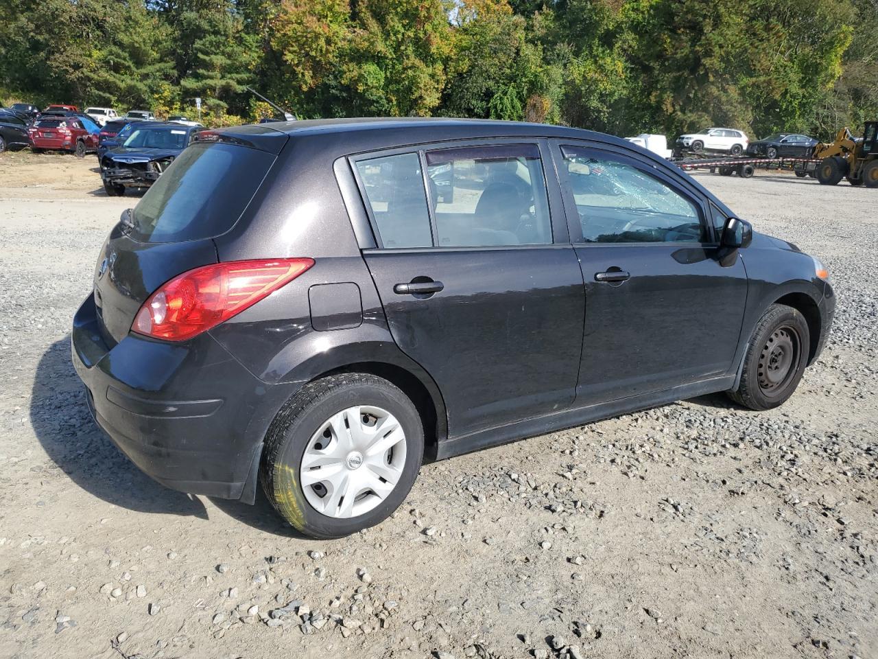 2011 NISSAN VERSA