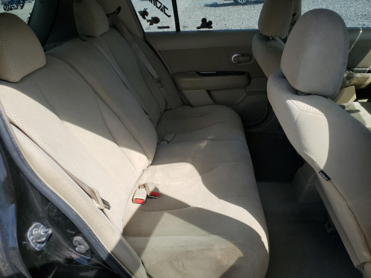 2011 NISSAN VERSA