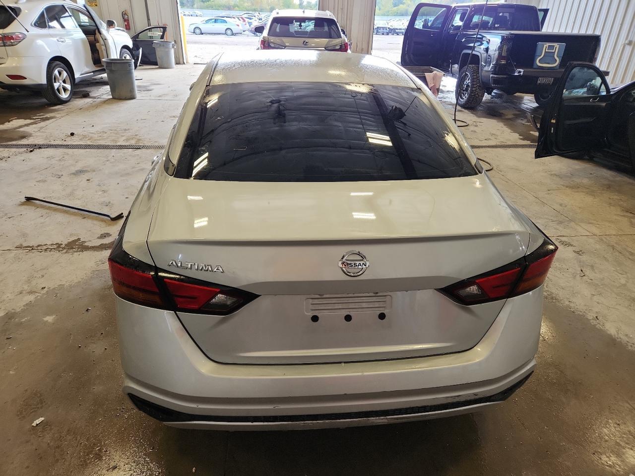 2022 NISSAN ALTIMA