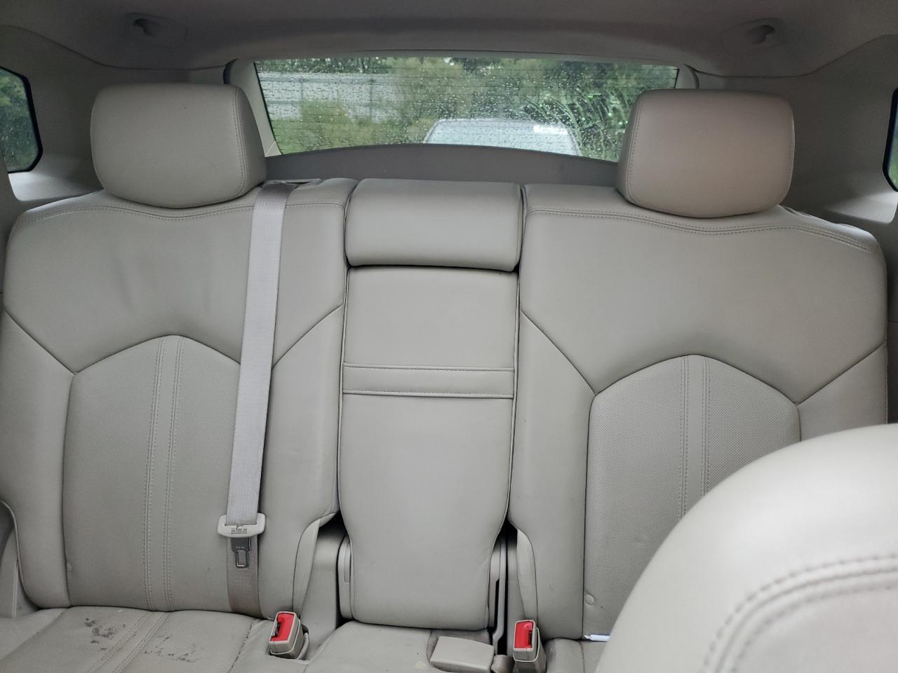 2011 CADILLAC SRX