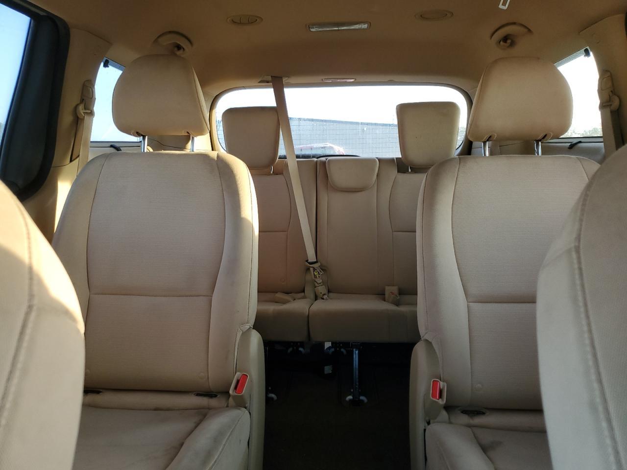 2015 KIA SEDONA