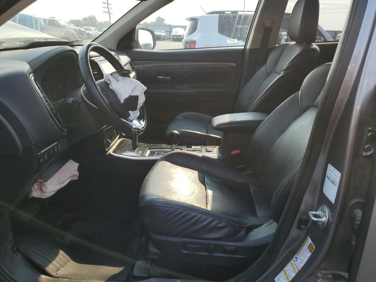 2020 MITSUBISHI outlander