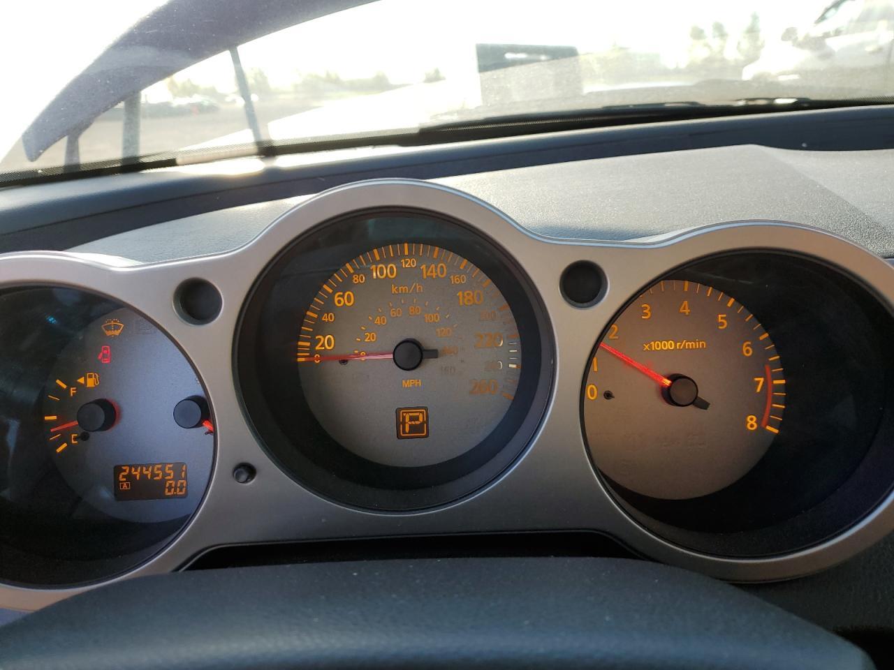 2005 NISSAN Maxima