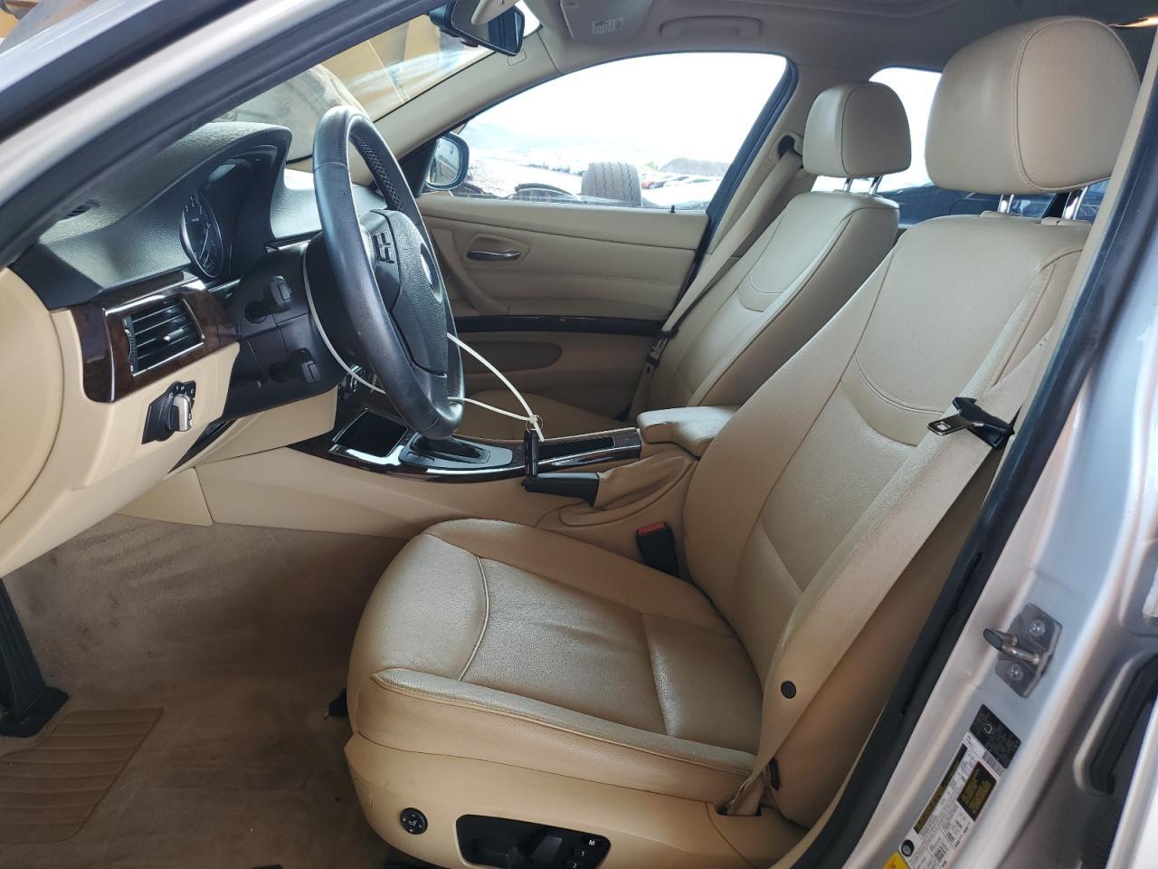 2011 BMW 3 SERIES