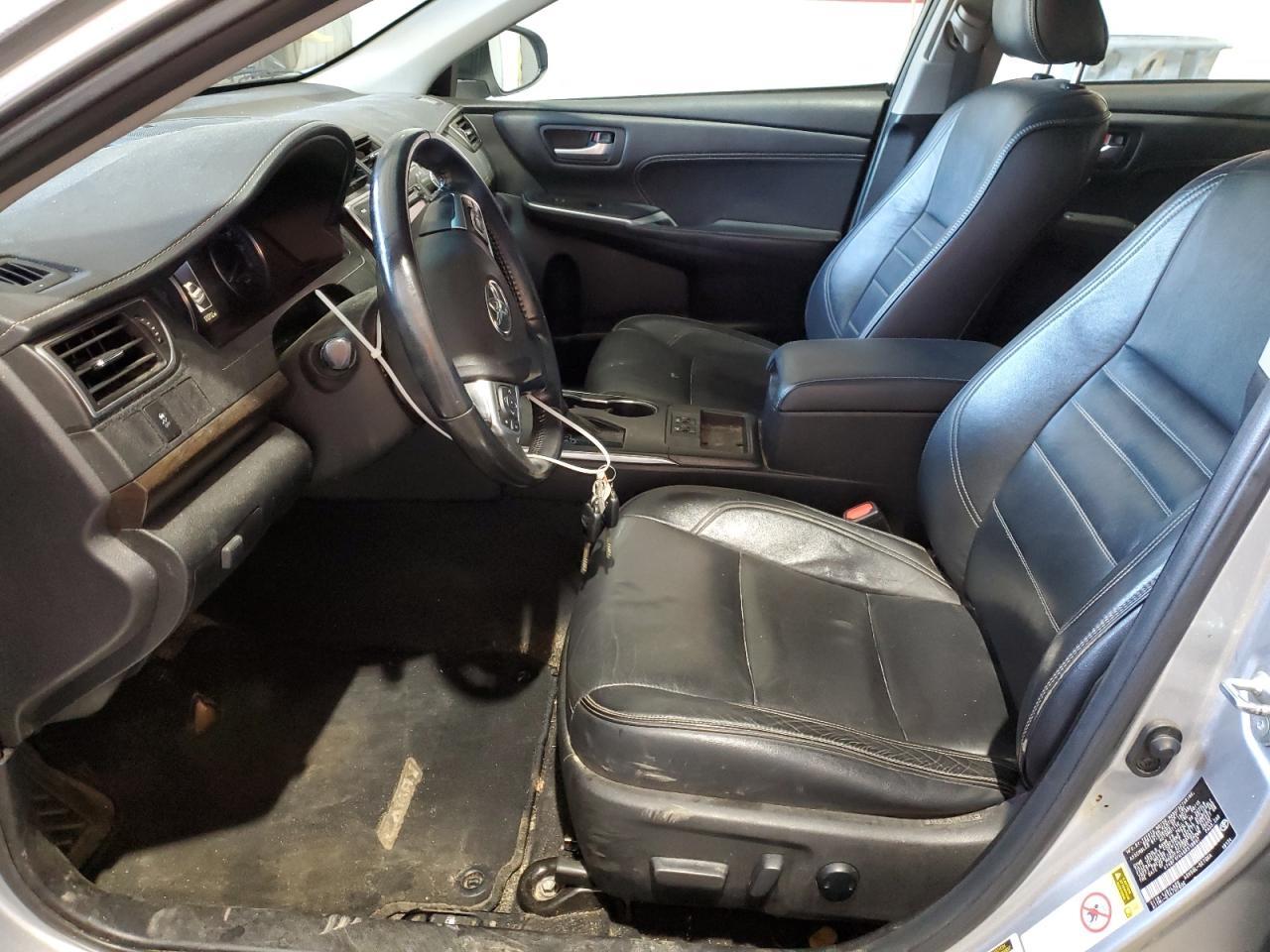 2016 TOYOTA CAMRY