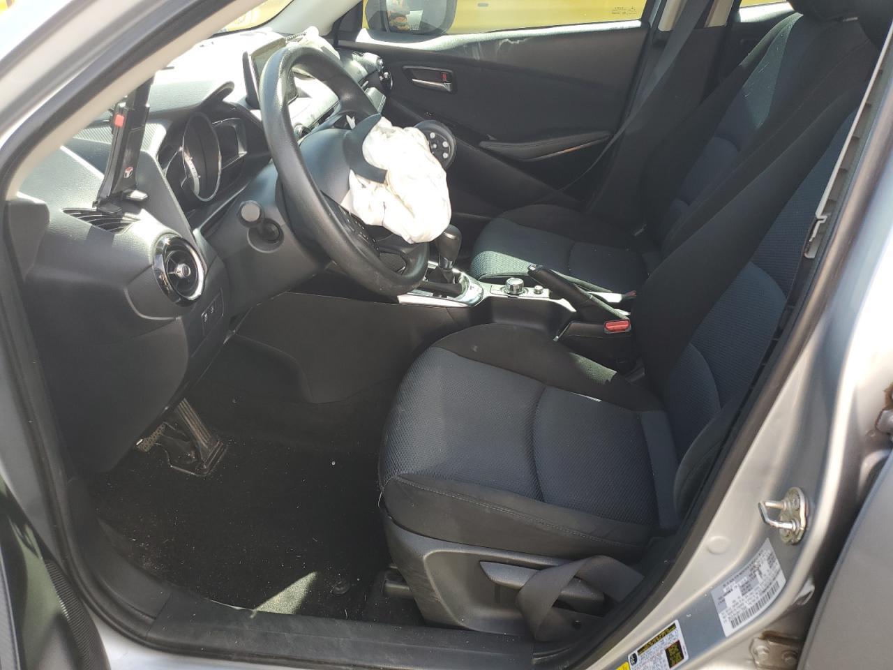 2017 TOYOTA YARIS
