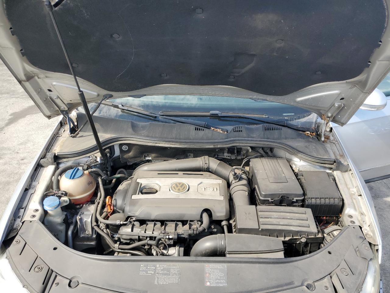 2008 VOLKSWAGEN Passat