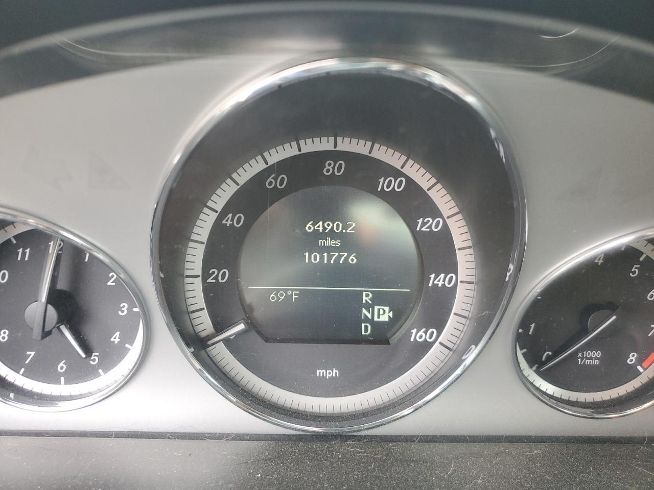 2010 MERCEDES-BENZ E-Class