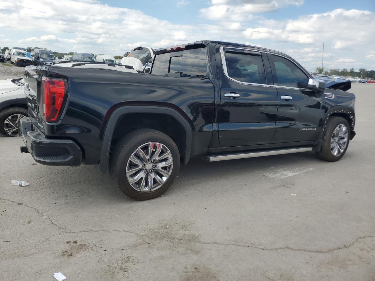 2023 GMC Sierra