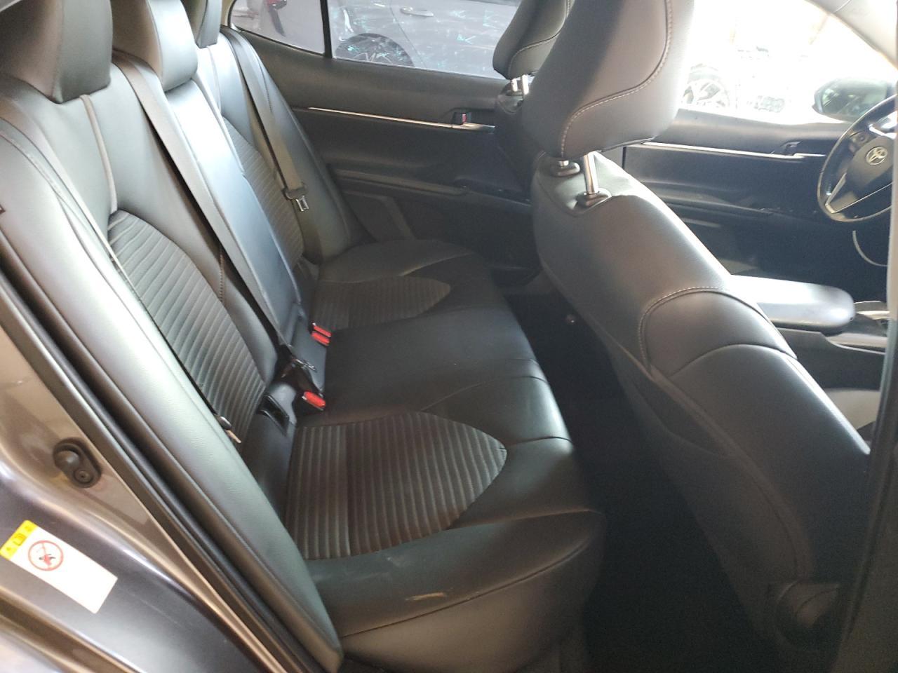 2019 TOYOTA CAMRY