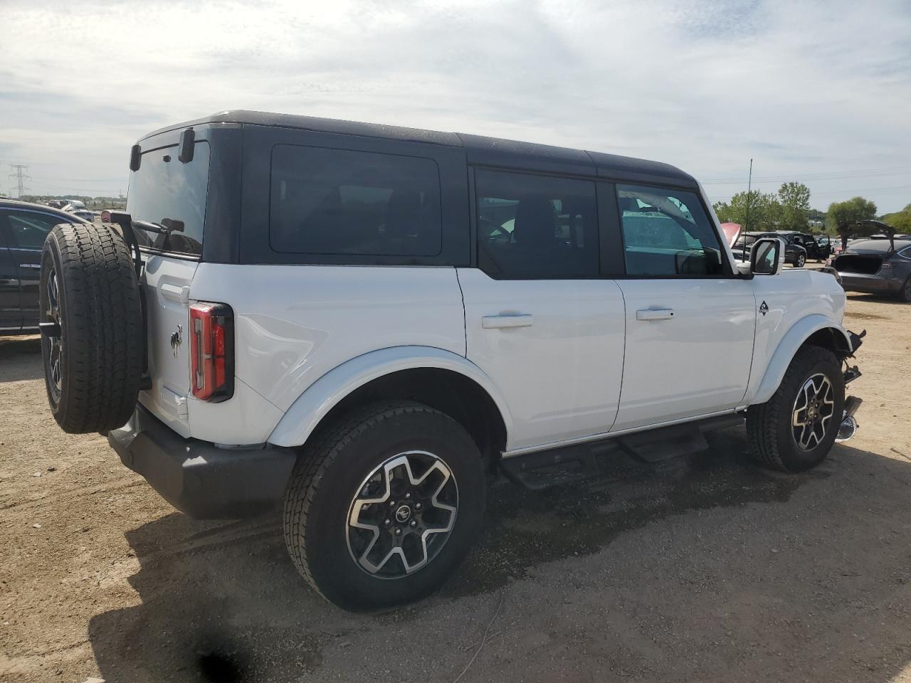 2024 FORD Bronco