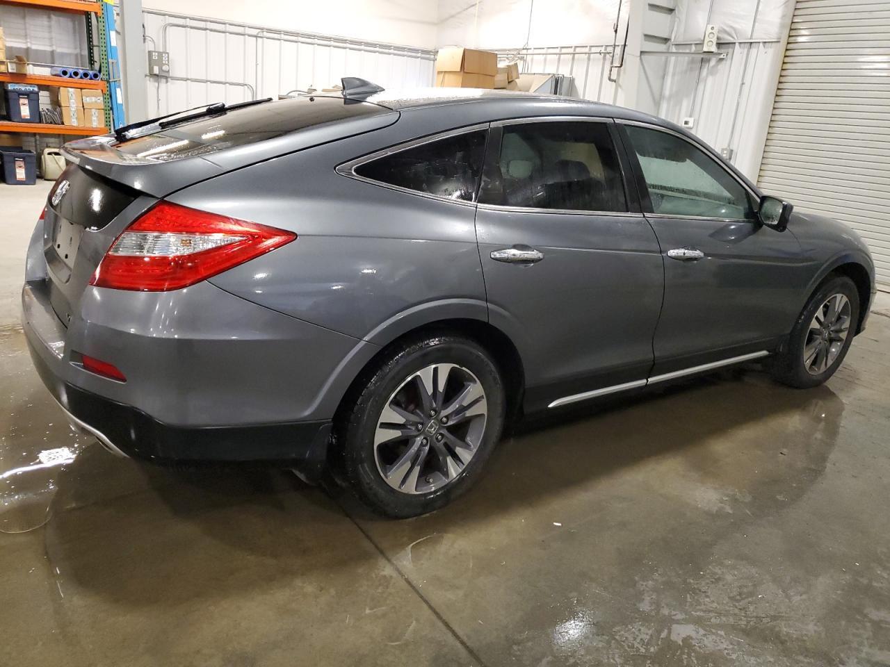 2013 HONDA Crosstour