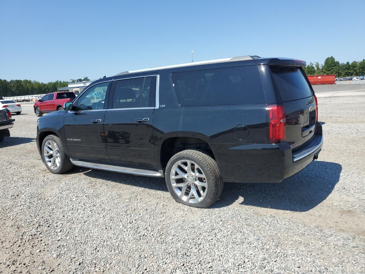 2016 CHEVROLET Suburban