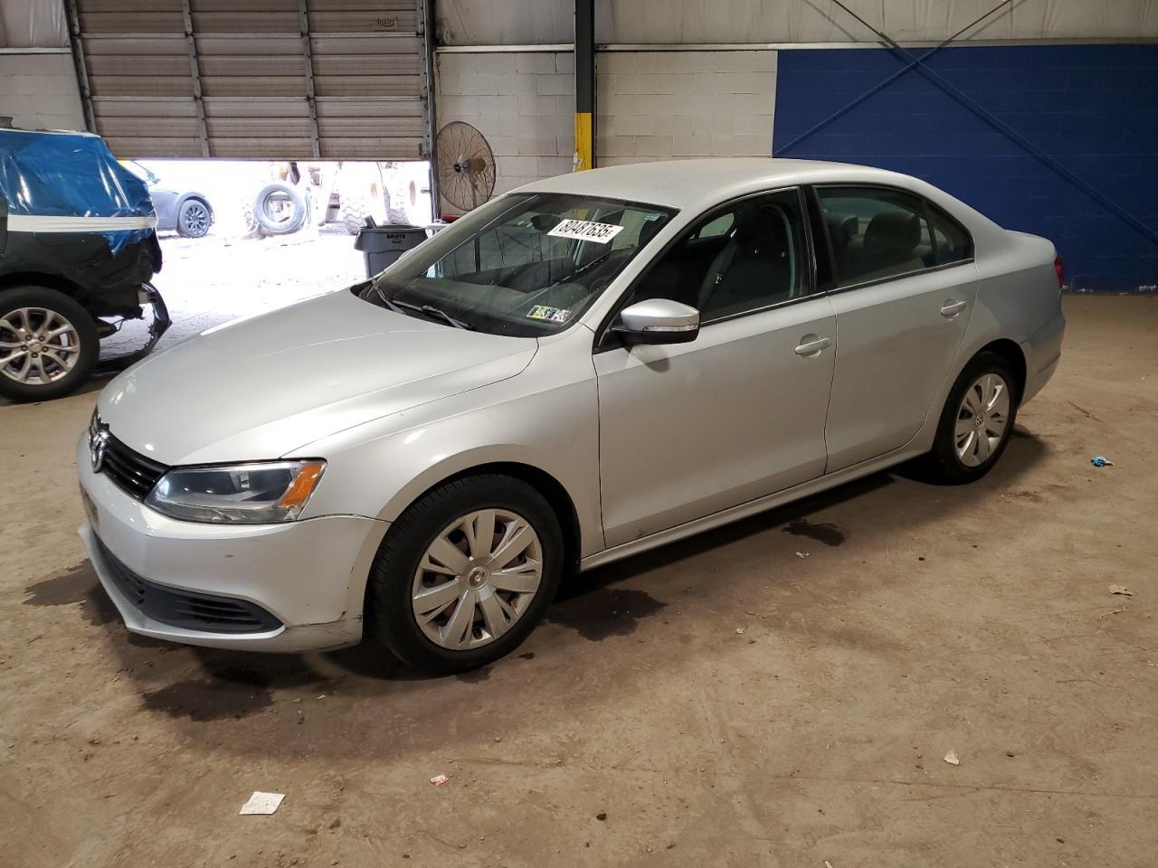 2011 VOLKSWAGEN JETTA