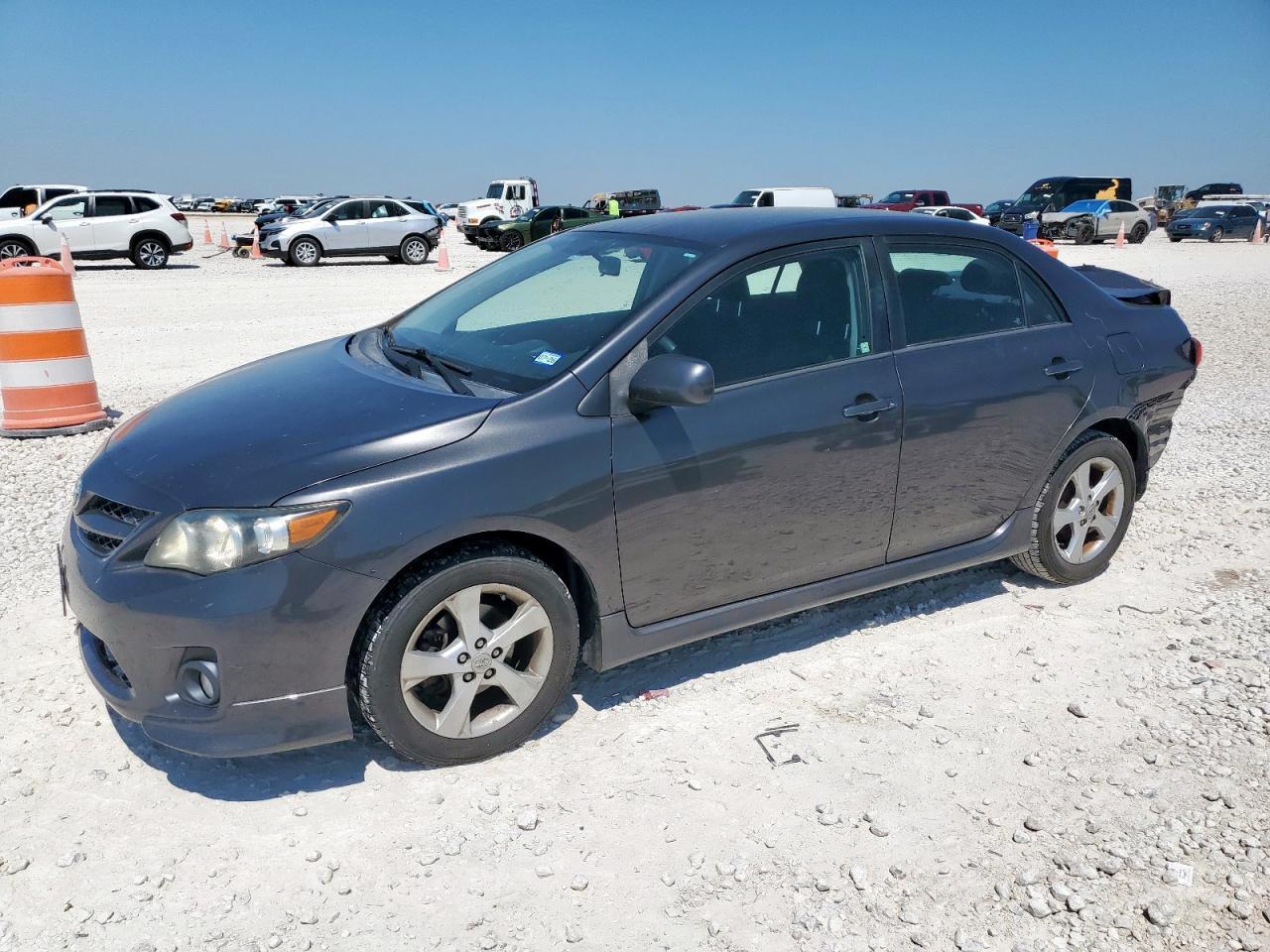 2013 TOYOTA COROLLA