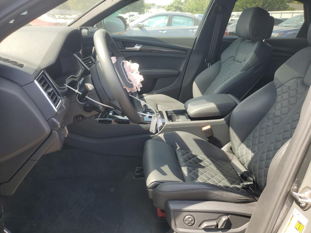 2024 AUDI SQ5